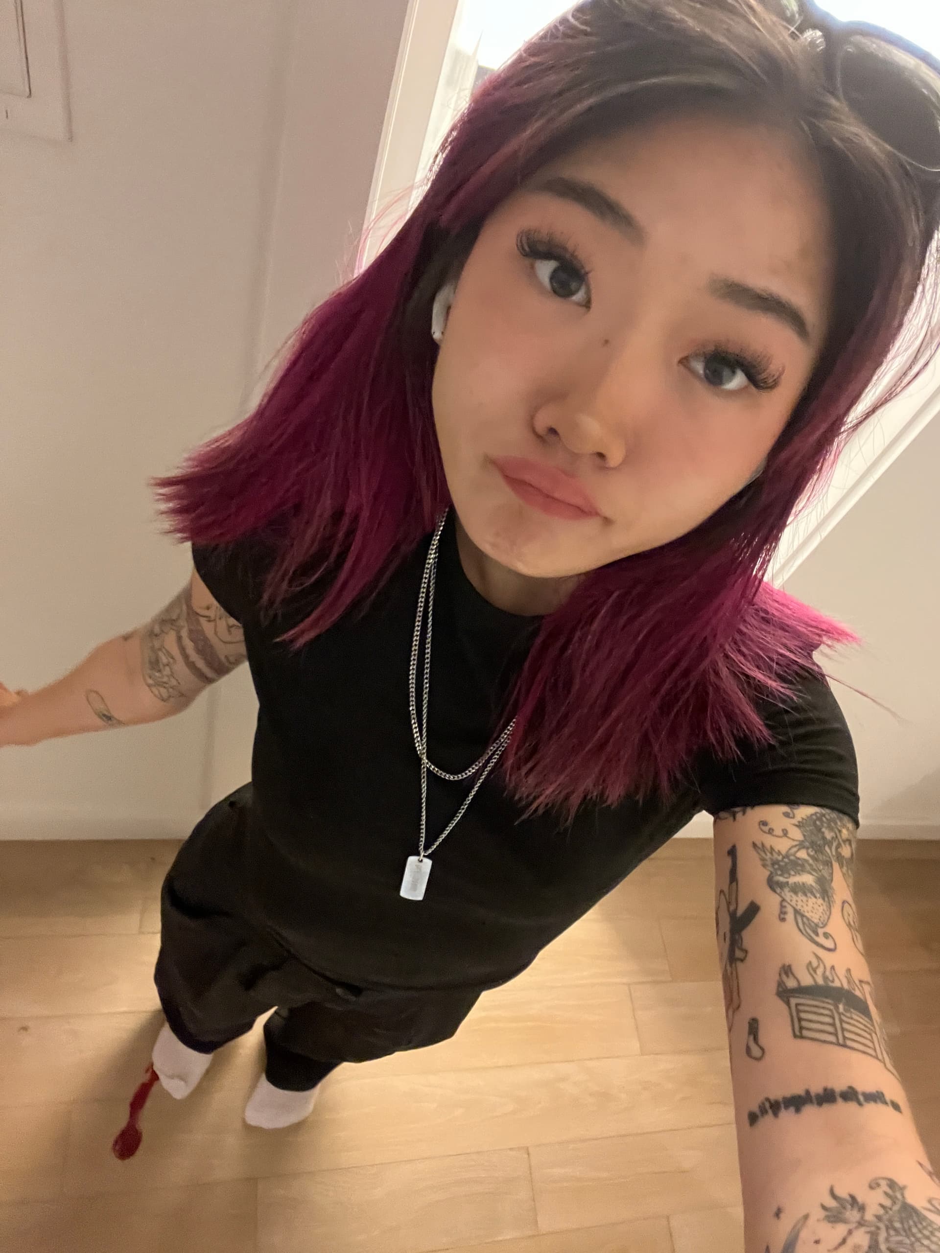 violetmae's SendMeFlowers profile picture